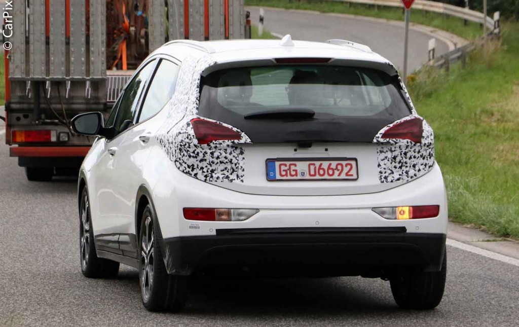 OPEL AMPERA-e JÁ ESTÁ RODANDO EM TESTES PELA EUROPA, foto 10