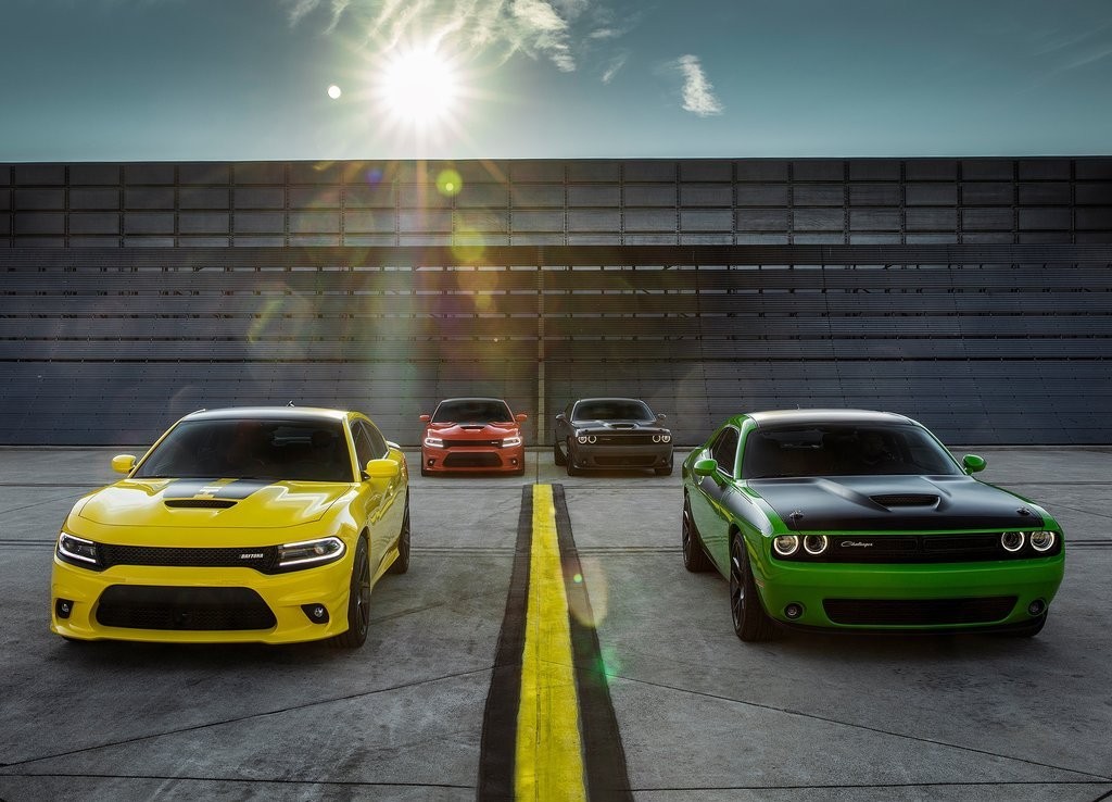 DODGE CHARGER DAYTONA E DAYTONA 392: UM TRIBUTO AOS CLÁSSICOS DA MARCA DE MICHIGAN, foto 9