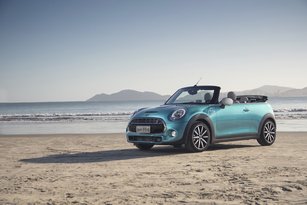 NOVA GERAÇÃO DO MINI CABRIO CHEGA AO BRASIL POR R$ 164.950, foto 3
