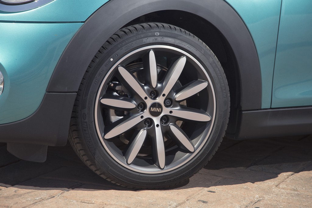 NOVA GERAÇÃO DO MINI CABRIO CHEGA AO BRASIL POR R$ 164.950, foto 19