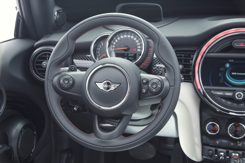 NOVA GERAÇÃO DO MINI CABRIO CHEGA AO BRASIL POR R$ 164.950, foto 24