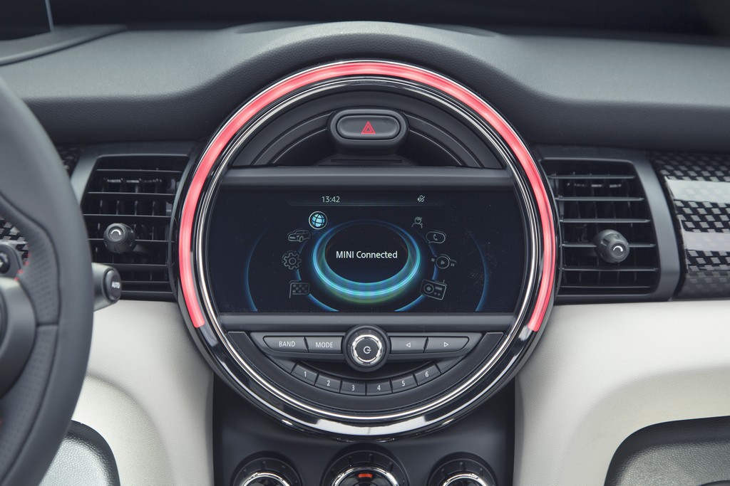 NOVA GERAÇÃO DO MINI CABRIO CHEGA AO BRASIL POR R$ 164.950, foto 25