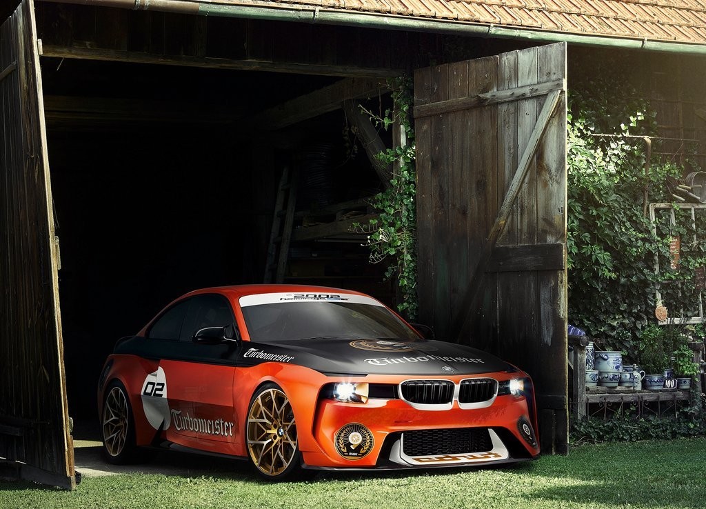 BMW 2002 HOMMAGE MOSTRADO EM PEBBLE BEACH COM NOVA DECORAÇÃO, foto 1