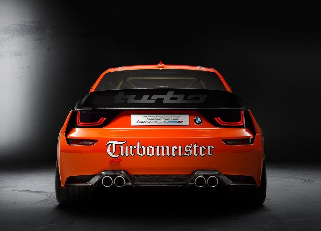 BMW 2002 HOMMAGE MOSTRADO EM PEBBLE BEACH COM NOVA DECORAÇÃO, foto 7