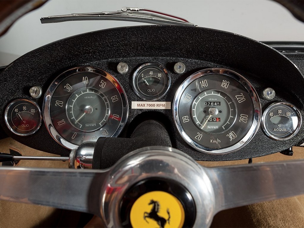 FERRARI F250 GT ELLENA TOUR DE FRANCE DE 1957 SERÁ LEILOADO ON-LINE EM SETEMBRO, foto 12