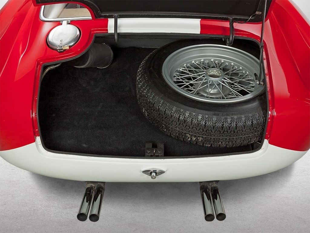 FERRARI F250 GT ELLENA TOUR DE FRANCE DE 1957 SERÁ LEILOADO ON-LINE EM SETEMBRO, foto 19