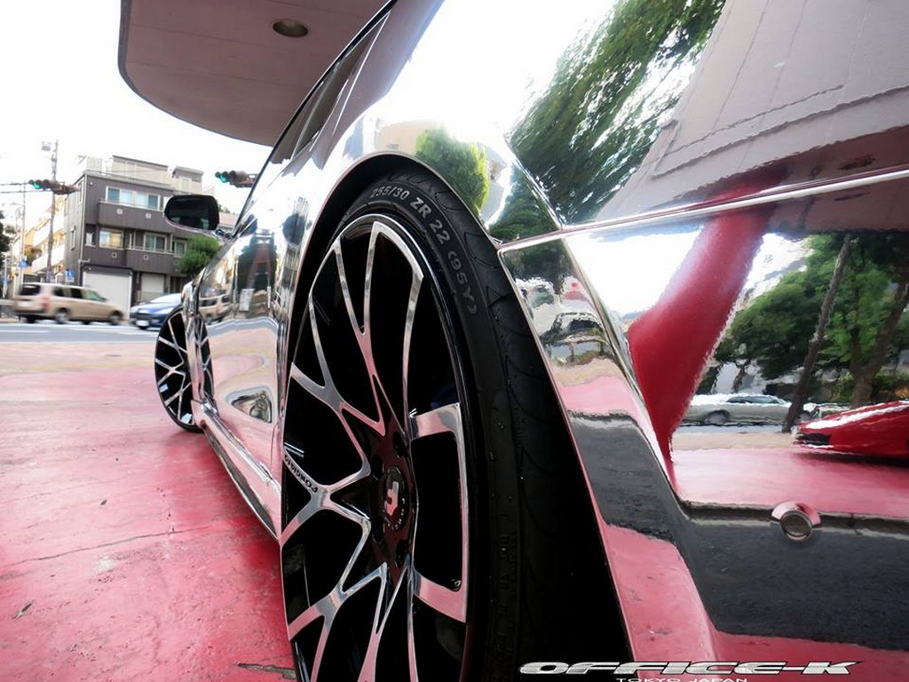 OFFICE-K APRESENTA UM TESLA MODEL S QUE REFLETE TUDO, foto 12