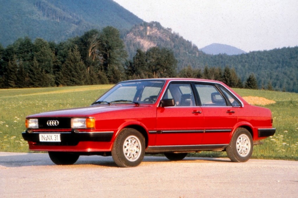 AUDI CELEBRA O 40º ANIVERSÁRIO DOS SEUS MOTORES DE CINCO CILINDROS, foto 2