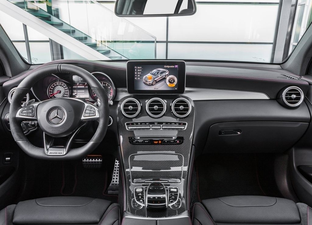 ESTE É O NOVO SUV ESPORTIVO MERCEDES-AMG GLC 43 COUPE 4MATIC, foto 17