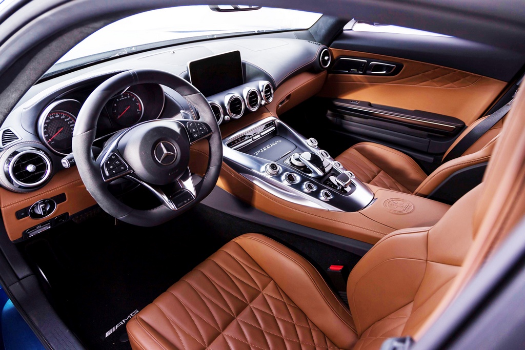 PIECHA DESIGN MOSTRA SEU PROGRAMA PARA O MERCEDES-AMG GT S, foto 8
