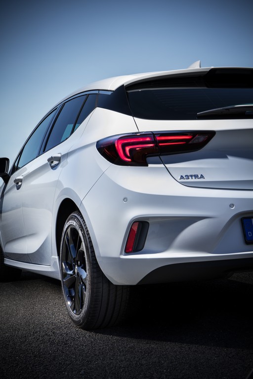 OPEL LANÇA NA EUROPA O ASTRA OPC LINE, foto 7