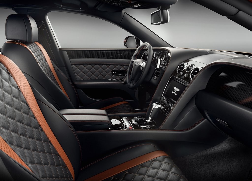 NOVO BENTLEY FLYING SPUR W12 S ALCANÇA OS 325 KM/H, foto 6