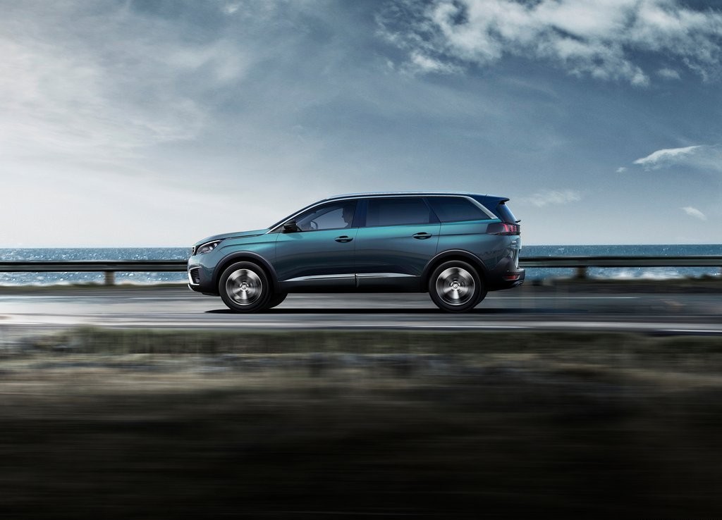 NOVO PEUGEOT 5008 MUDA RADICALMENTE PARA O SEGMENTO SUV, foto 4