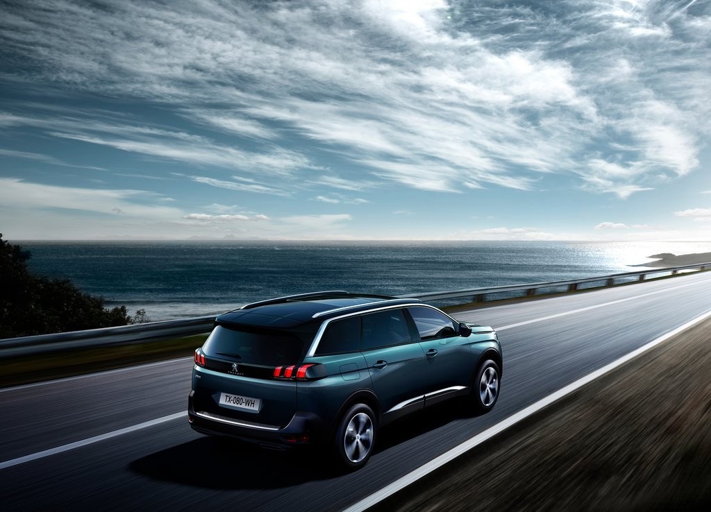 NOVO PEUGEOT 5008 MUDA RADICALMENTE PARA O SEGMENTO SUV, foto 7