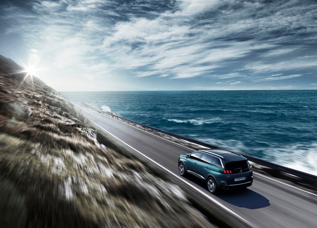 NOVO PEUGEOT 5008 MUDA RADICALMENTE PARA O SEGMENTO SUV, foto 8