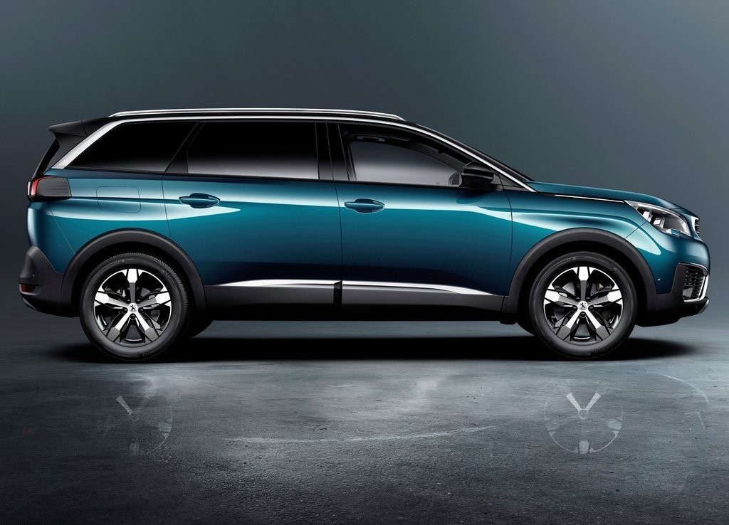 NOVO PEUGEOT 5008 MUDA RADICALMENTE PARA O SEGMENTO SUV, foto 10