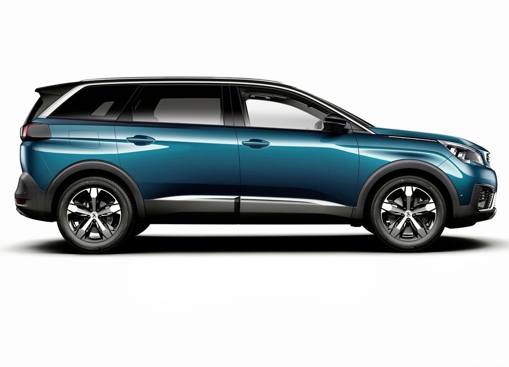 NOVO PEUGEOT 5008 MUDA RADICALMENTE PARA O SEGMENTO SUV, foto 13