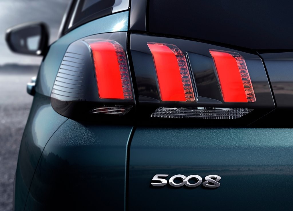 NOVO PEUGEOT 5008 MUDA RADICALMENTE PARA O SEGMENTO SUV, foto 25