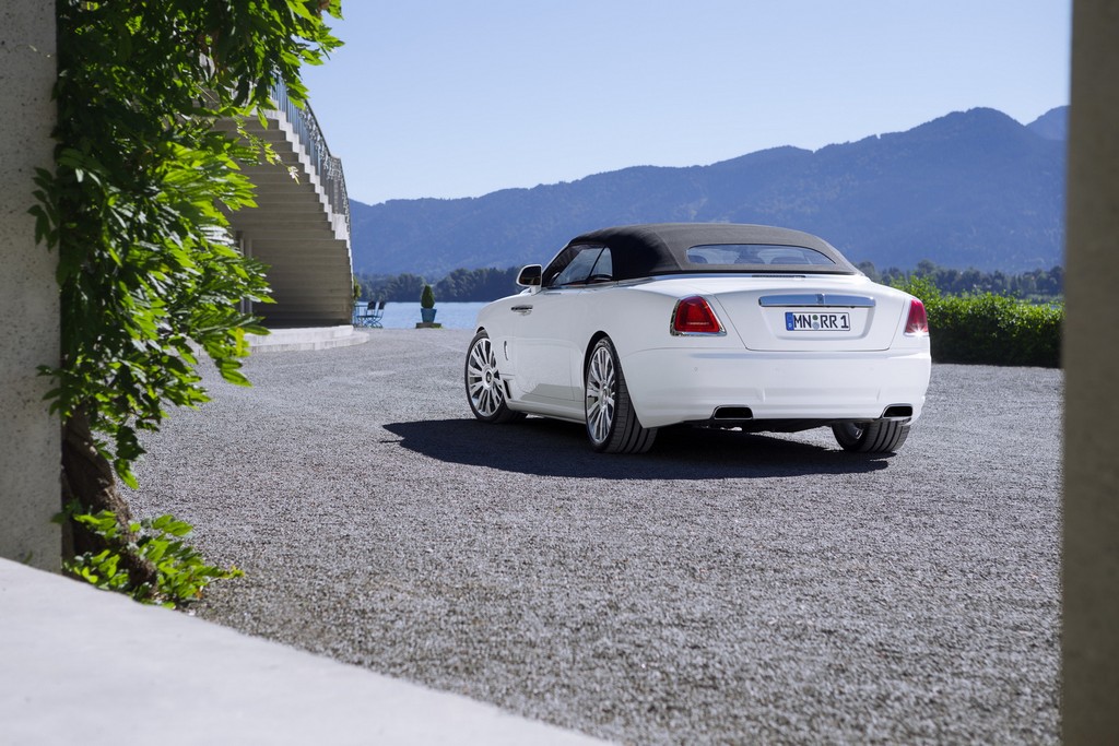 SPOFEC DEIXA O ROLLS-ROYCE DAWN AINDA MAIS EXCLUSIVO E ESPORTIVO, foto 9
