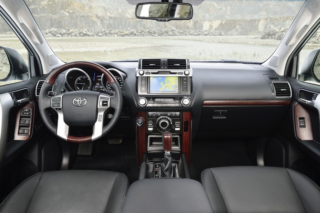 TOYOTA LAND CRUISER RECEBE ATUALIZAÇÃO NA EUROPA, foto 3