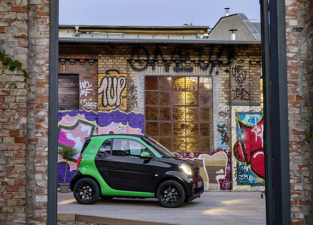 LINHA SMART ELECTRIC DRIVE SERÁ APRESENTADA AO PÚBLICO EM PARIS, foto 13