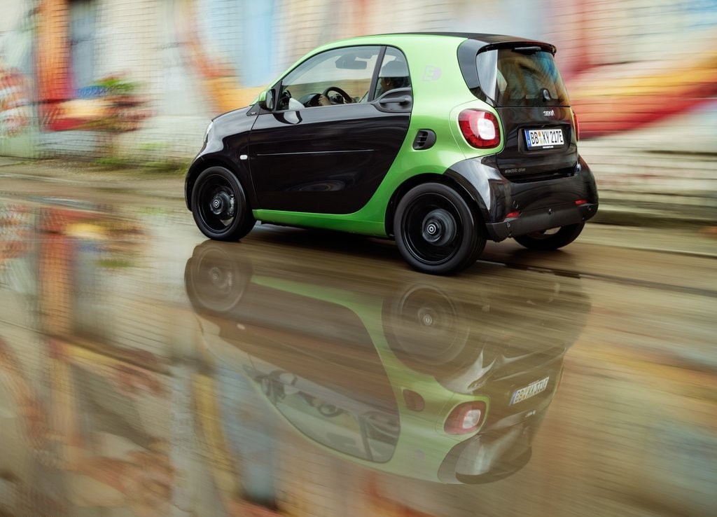 LINHA SMART ELECTRIC DRIVE SERÁ APRESENTADA AO PÚBLICO EM PARIS, foto 21