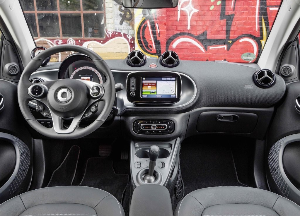 LINHA SMART ELECTRIC DRIVE SERÁ APRESENTADA AO PÚBLICO EM PARIS, foto 27