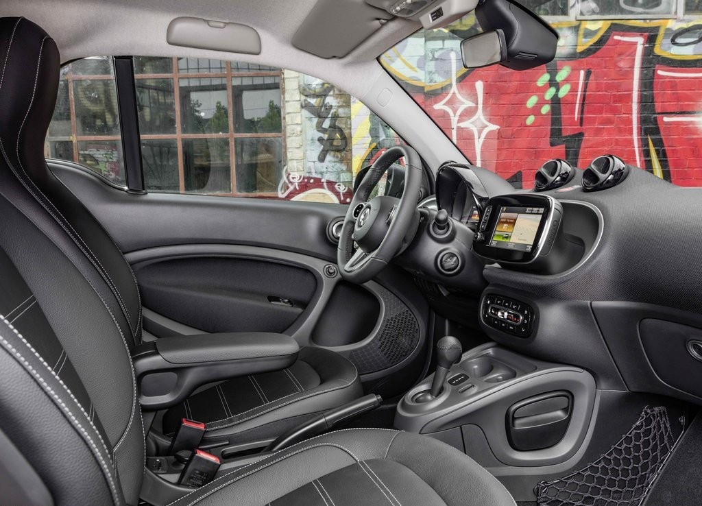 LINHA SMART ELECTRIC DRIVE SERÁ APRESENTADA AO PÚBLICO EM PARIS, foto 29