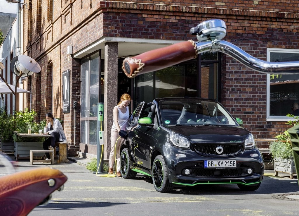 LINHA SMART ELECTRIC DRIVE SERÁ APRESENTADA AO PÚBLICO EM PARIS, foto 35