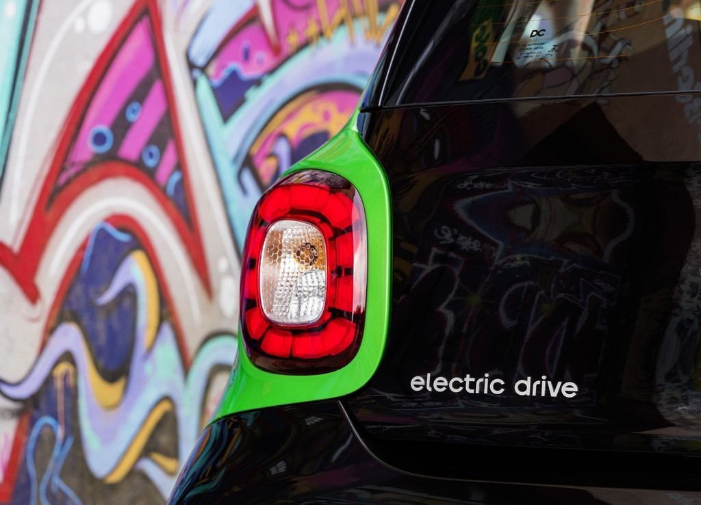 LINHA SMART ELECTRIC DRIVE SERÁ APRESENTADA AO PÚBLICO EM PARIS, foto 93