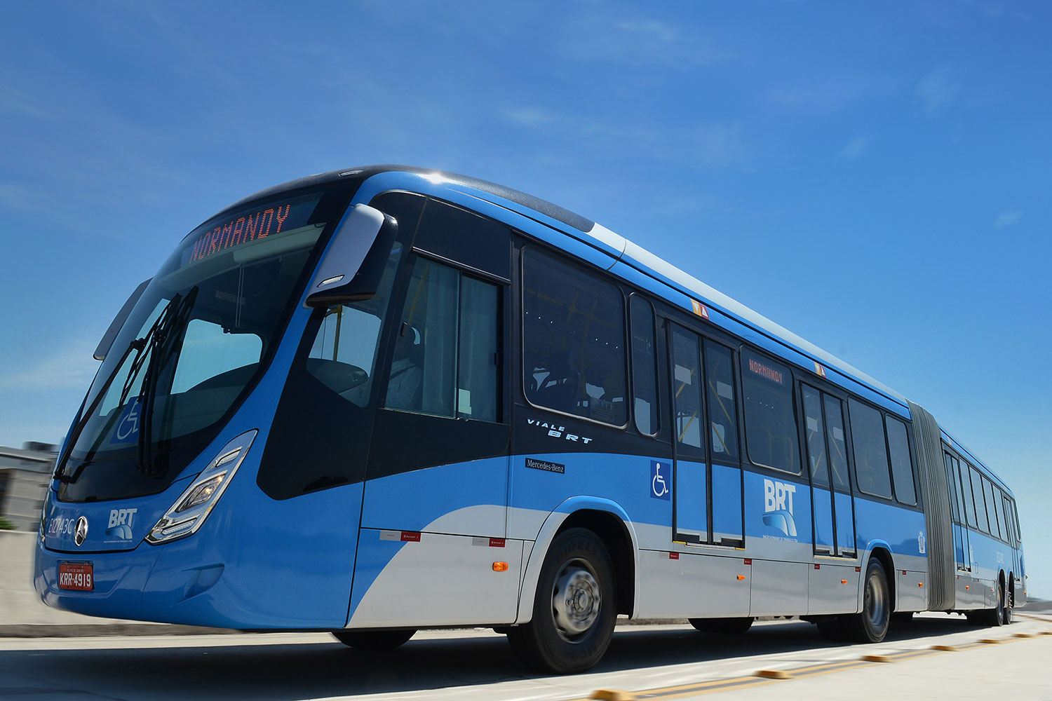 MERCEDES-BENZ DO BRASIL FAZ AVANT-PREMIÈRE DO MAIOR ÔNIBUS SUPERARTICULADO PARA BRT DO MUNDO, foto 1