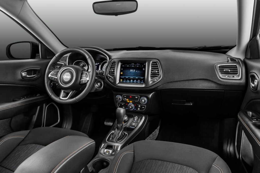 JEEP COMPASS CHEGA E ANUNCIA UM NOVO NORTE PARA O SEGMENTO DE SUVS, foto 17