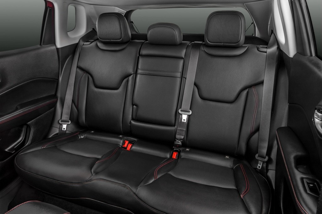 JEEP COMPASS CHEGA E ANUNCIA UM NOVO NORTE PARA O SEGMENTO DE SUVS, foto 49