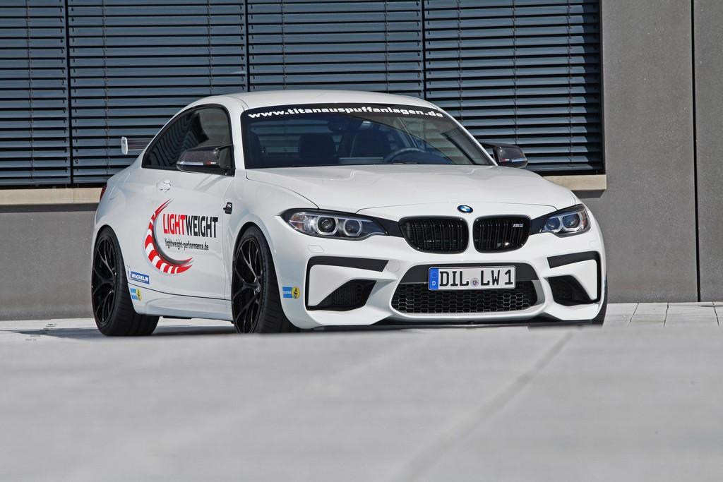 BMW M2 PREPARADO PELA LIGHTWEIGHT PERFORMANCE CHEGA AOS 444 CV, foto 1
