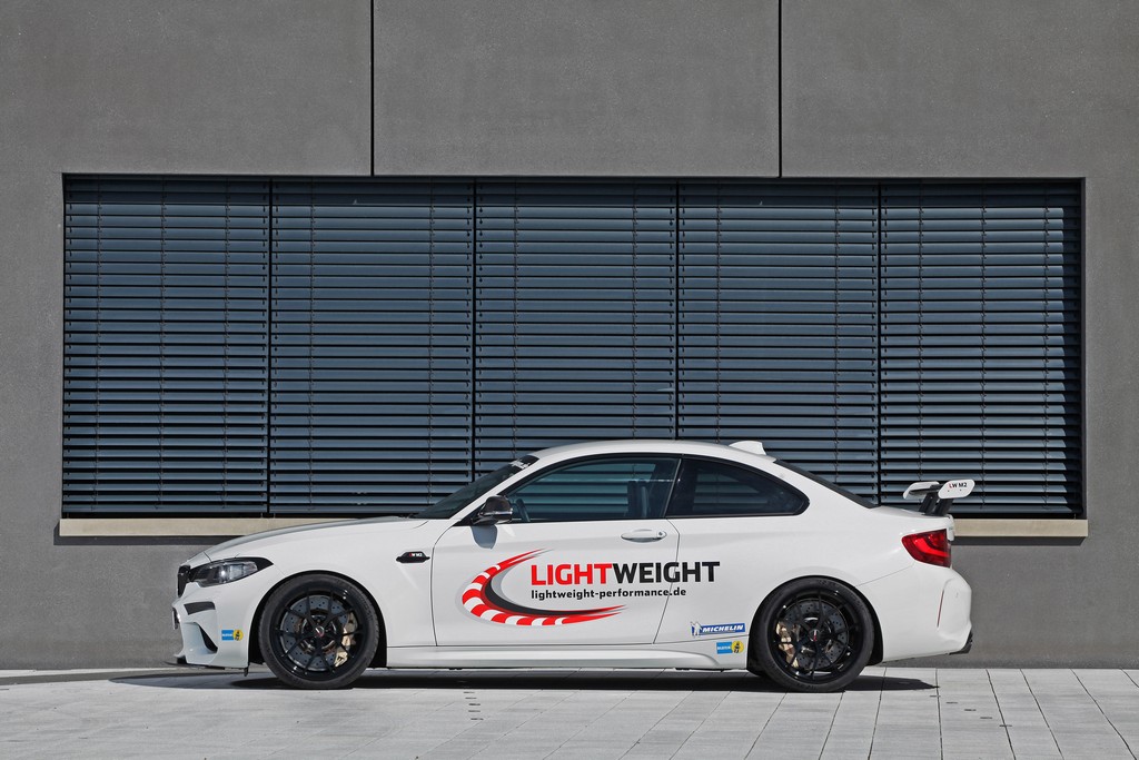 BMW M2 PREPARADO PELA LIGHTWEIGHT PERFORMANCE CHEGA AOS 444 CV, foto 3
