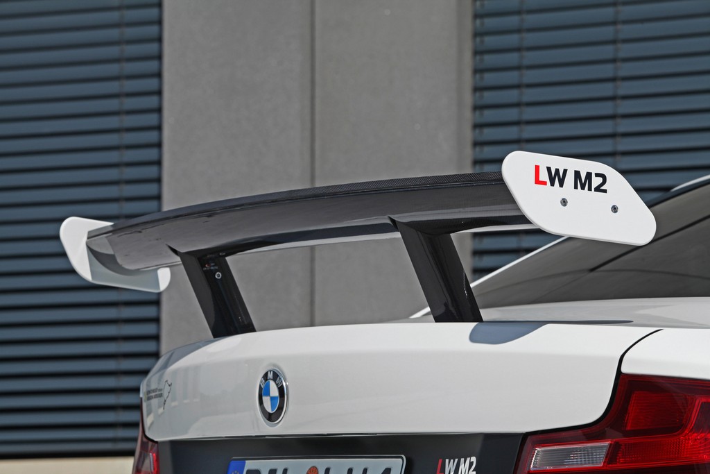 BMW M2 PREPARADO PELA LIGHTWEIGHT PERFORMANCE CHEGA AOS 444 CV, foto 13