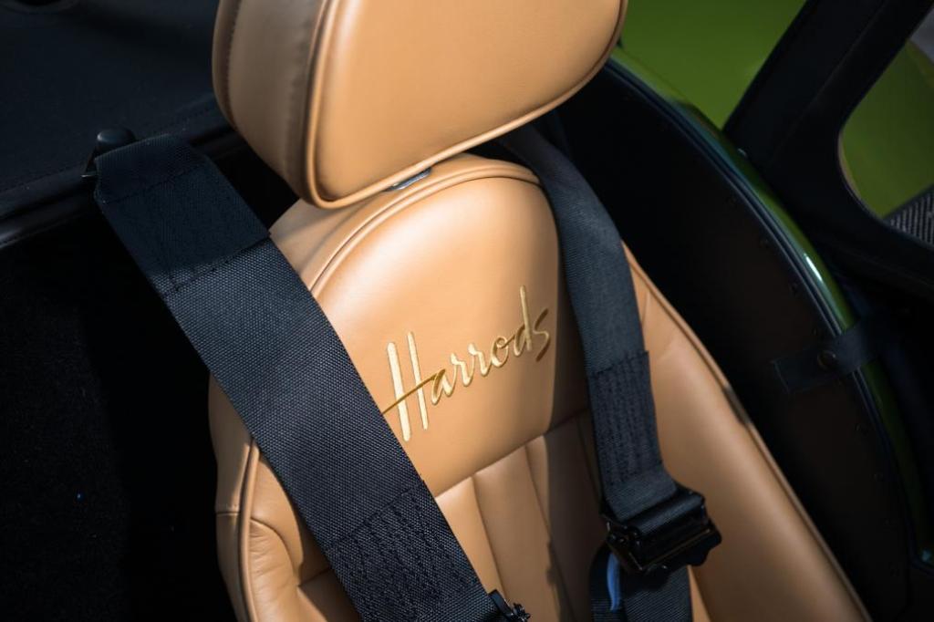 CATERHAM SEVEN HARRODS EDITION: UMA EDIÇÃO ESPECIAL ELEGANTE E EXCLUSIVA, foto 6