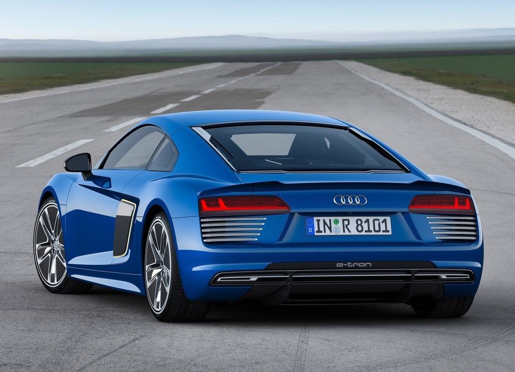 AUDI SUSPENDE AS VENDAS DO R8 E-TRON, MODELO QUE VINHA SENDO FABRICADO QUASE EM SEGREDO, foto 7