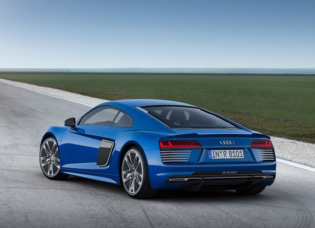 AUDI SUSPENDE AS VENDAS DO R8 E-TRON, MODELO QUE VINHA SENDO FABRICADO QUASE EM SEGREDO, foto 8