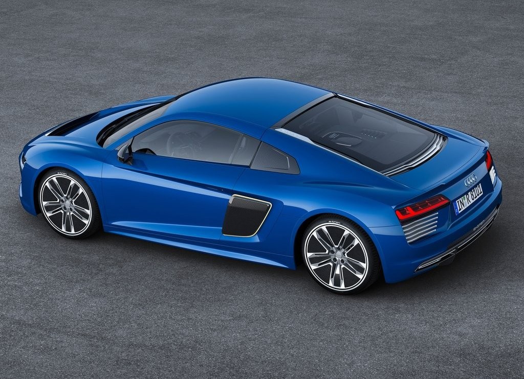 AUDI SUSPENDE AS VENDAS DO R8 E-TRON, MODELO QUE VINHA SENDO FABRICADO QUASE EM SEGREDO, foto 11