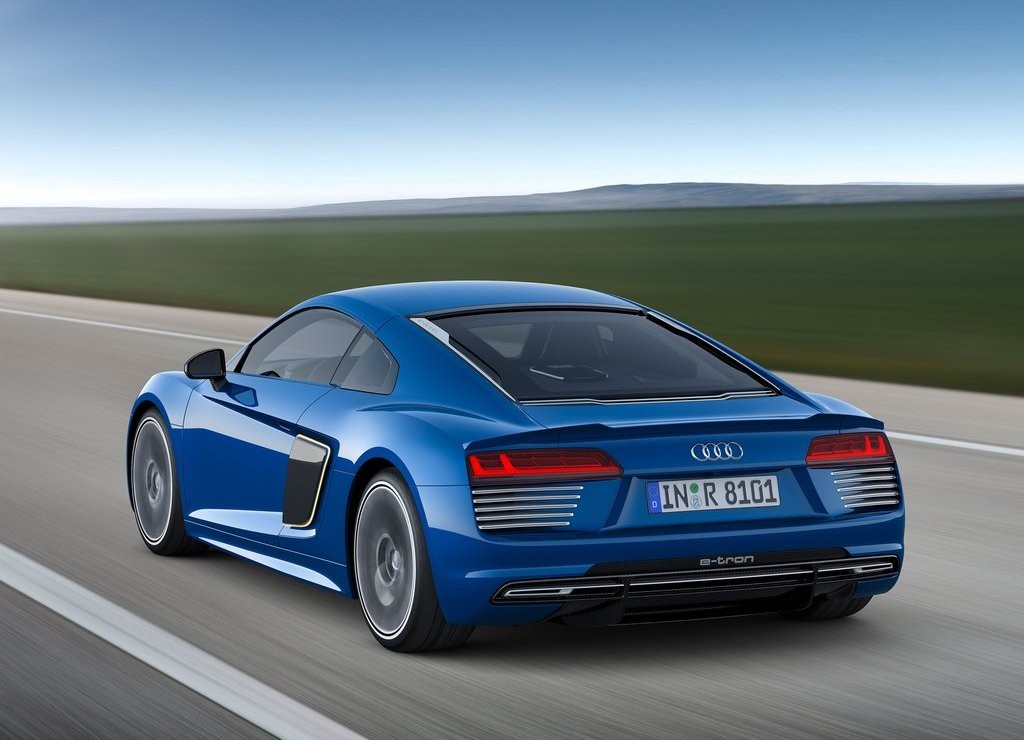 AUDI SUSPENDE AS VENDAS DO R8 E-TRON, MODELO QUE VINHA SENDO FABRICADO QUASE EM SEGREDO, foto 14