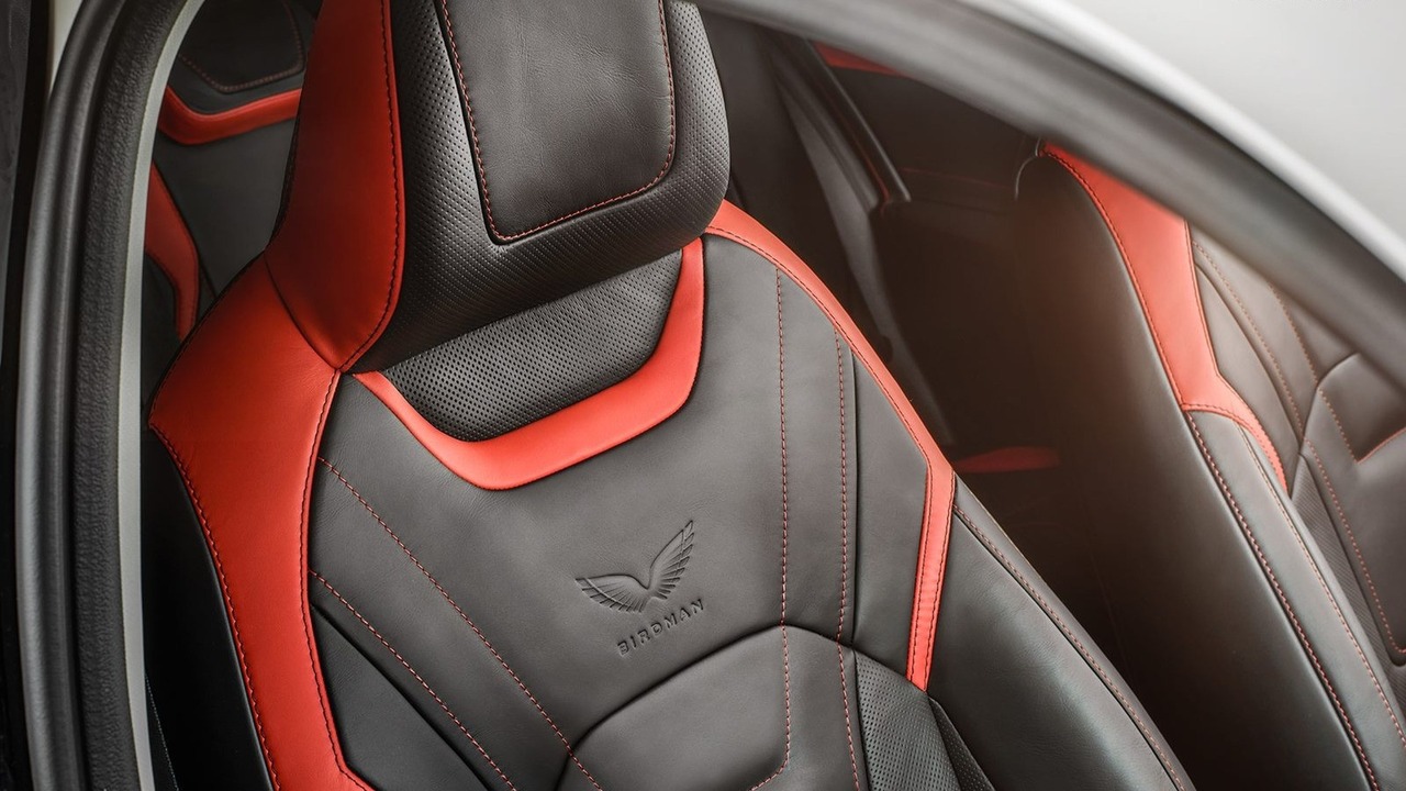 CARLEX DESIGN APRESENTA SEU TRABALHO NO INTERIOR DE UM SKODA FABIA, foto 6