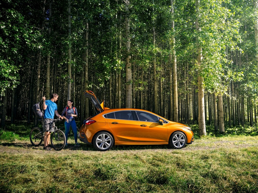 NOVO CHEVROLET CRUZE HATCHBACK 2017 COM MAIS DETALHES E NOVAS FOTOS, foto 8