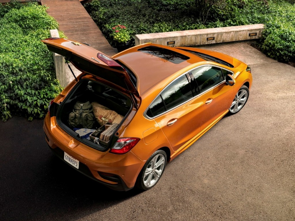 NOVO CHEVROLET CRUZE HATCHBACK 2017 COM MAIS DETALHES E NOVAS FOTOS, foto 11