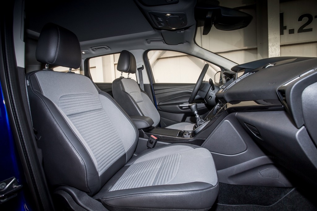 APÓS SER REVELADO EM GENEBRA, FORD KUGA 2017 COMEÇA A SER VENDIDO NA EUROPA, foto 37
