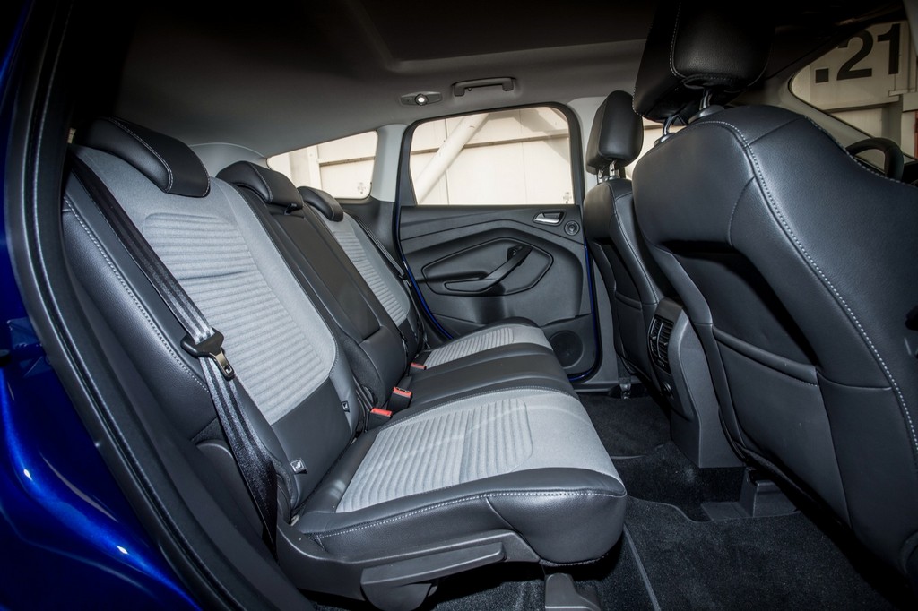 APÓS SER REVELADO EM GENEBRA, FORD KUGA 2017 COMEÇA A SER VENDIDO NA EUROPA, foto 38