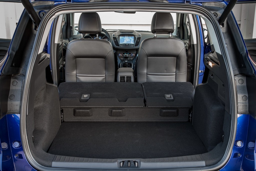 APÓS SER REVELADO EM GENEBRA, FORD KUGA 2017 COMEÇA A SER VENDIDO NA EUROPA, foto 39