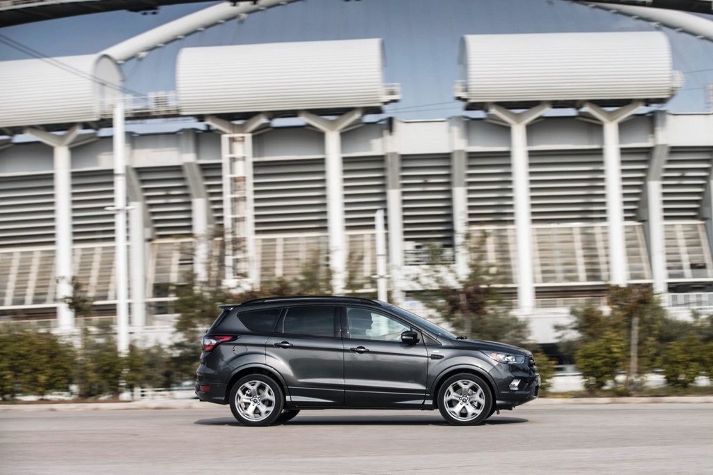 APÓS SER REVELADO EM GENEBRA, FORD KUGA 2017 COMEÇA A SER VENDIDO NA EUROPA, foto 57