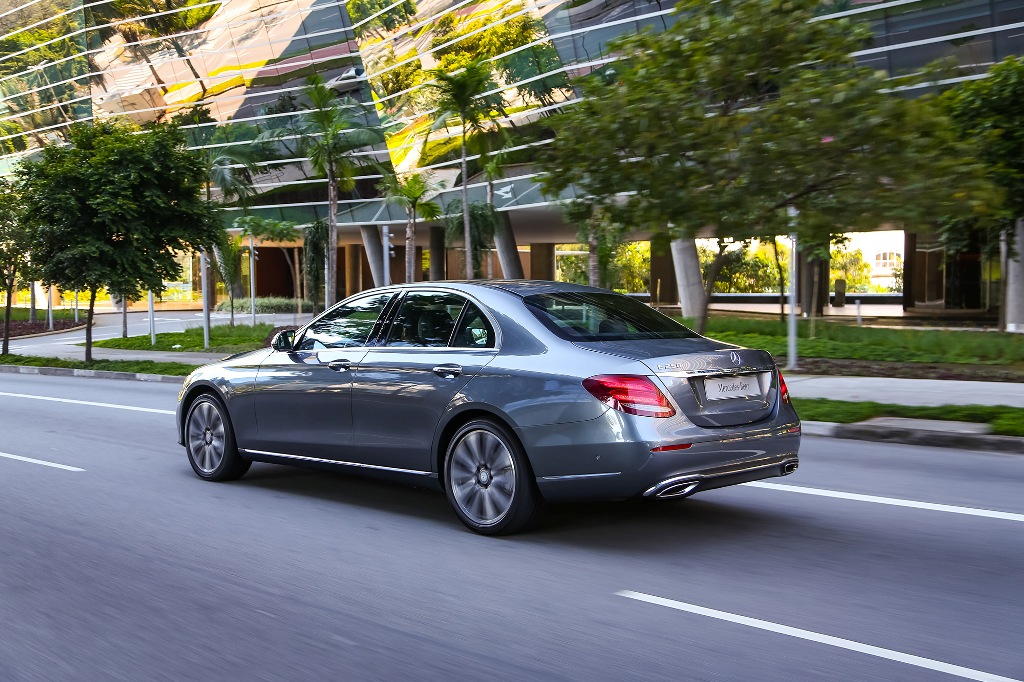 NOVO MERCEDES-BENZ E CLASS É SINÔNIMO DE INTELIGÊNCIA E CHEGA AO BRASIL EM TRÊS VERSÕES, foto 2