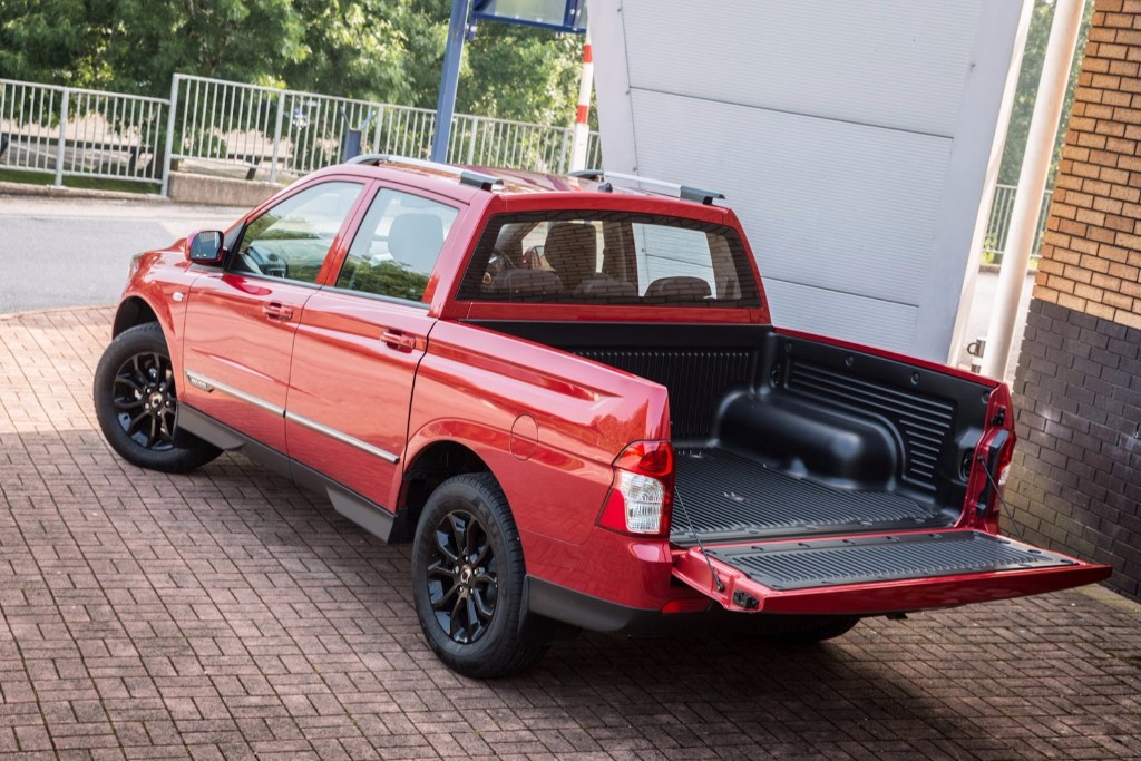 SSANGYONG MUSSO: UMA ATUALIZAÇÃO COM ESTREIA DE NOME, foto 3